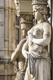Images Dated 23rd August 2017: Austria, Vienna, Historic centre, Female statues on the facade of a building