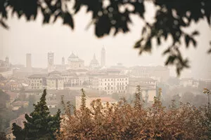 Images Dated 24th February 2017: Autumn in Bergamo, Lombadrdy district, Italy, Europe