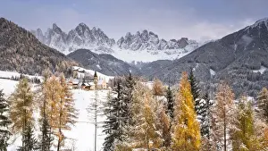 Geisler Prints: an autumnal view of Villnossertal after the first snowfall with the Geisler