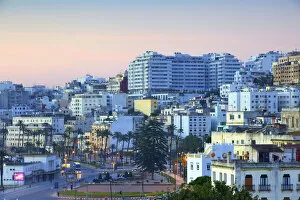 Images Dated 28th May 2015: Avenue D Espagne at Dawn, Tangier, Morocco, North Africa