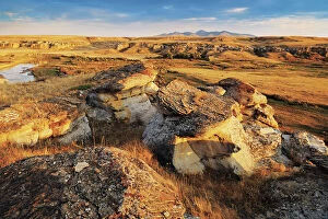 Q2 2023 Collection: Badlands, UNESCO World Heritage Site, Writing-On-Stone Provincial Park, Alberta, Canada