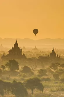 Images Dated 20th May 2013: Bagan at sunset, Mandalay, Burma (Myanmar)