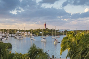 Bahamas, Abaco Islands, Elbow Cay, Hope Town, Elbow Reef Lighthouse - The last kerosene
