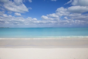 Bahamas, Abaco Islands, Great Abaco, Beach at Treasure Cay