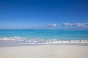Images Dated 12th February 2017: Bahamas, Abaco Islands, Great Abaco, Beach at Treasure Cay