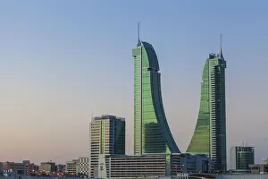Images Dated 5th August 2015: Bahrain, Manama, Bahrain Financial Harbour, Harbour Towers