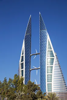 Images Dated 5th August 2015: Bahrain, Manama, Bahrain World Trade Center