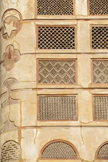 Images Dated 23rd January 2015: Bahrain, Manama, Muharraq, Beit Seyadi traditional house decorated with emblems of stars