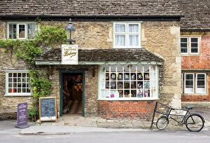 Images Dated 9th May 2023: Bakery in Lacock, a quintessential English village dated from the 13th century