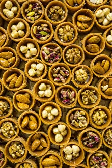 Turkish Collection: Baklava (traditional Turkish pastries), Egyptian Bazaar (Spice Bazaar), Istanbul, Turkey