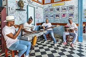 Images Dated 29th May 2020: A band playing music in a bar in Trinidad, Sancti Spiritus, Cuba