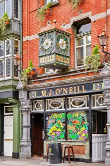 Pubs Prints: A bar and restaurant at Suffolk Street, Dublin, Republic of Ireland