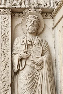 Bas-reliefs on portal of the Saint Trophimus cathedral, Arles, Provence, France Bas-reliefs on portal of the Saint Trophimus cathedral, Arles, Provence, France