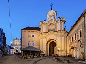 Basilian Gate to Monastery of the Holy Trinity, dawn, Old Town, Vilnius, Lithuania