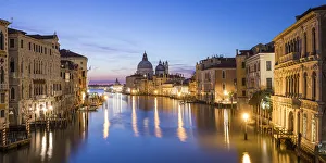 Images Dated 20th September 2019: Basilica di Santa Maria della Salute, Grand Canal, Venice, Veneto, Italy