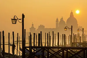 Images Dated 8th February 2023: Basilica di Santa Maria della Salute & St. Mark's Square (San Marco) Venice, Veneto, Italy