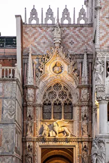 Images Dated 8th February 2023: Basilica San Marco, Piazza San Marco (St. Mark's Square), Venice, Veneto, Italy