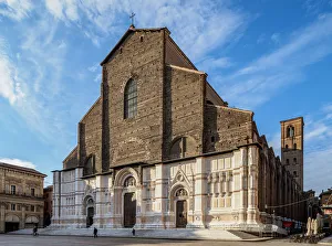 Central Square Prints: Basilica of San Petronio, Piazza Maggiore, Bologna, Emilia-Romagna, Italy