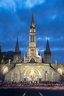 Basilika du Rosaire, Lourdes, Hautes-Pyrenees, Midi-Pyrenees, France