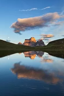 Pelmo Collection: Baste Lake, Eastern Dolomites, San Vito di Cadore, Belluno, Veneto, Italy