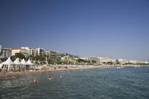 Images Dated 6th August 2008: Beach and Boulevard de la Croisette with Carlton Hotel, Cannes, Cote D Azur, France