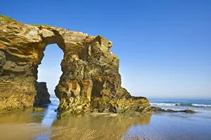 Bay Of Biscay Collection: Beach impression with sea arch - Spain, Galicia, Lugo, Ribadeo