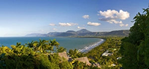 Queens Land Gallery: Beach at Port Douglas, Queensland, Australia