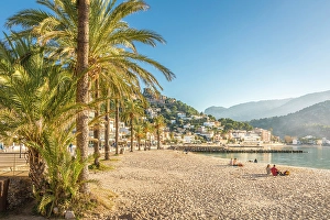 Beach promenade of Port de Soller, Mallorca, Balearic Islands, Spain