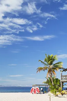 Fiji Prints: Beachcomber Island Resort, Beachcomber Island, Mamanuca Islands, Fiji