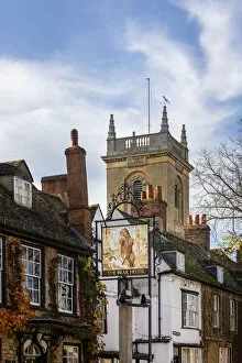 Images Dated 15th March 2021: The Bear Hotel and St Mary Magdalene Church, Woodstock Oxfordshire, England