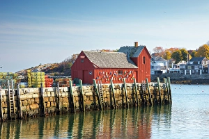 Wharf Prints: Beautiful fishing hut, Rockport harbour, Cape Ann, Gloucester, Massachusetts, USA