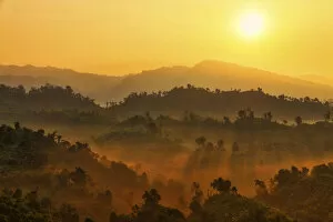 Images Dated 19th January 2021: Beautiful sunrise from mountain, Bandarban, Bangladesh