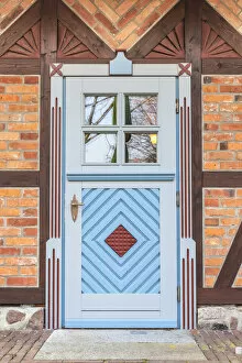 Painted Gallery: Beautiful traditional door in Born am Darss, Mecklenburg-Western Pomerania
