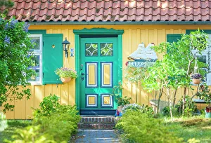 Baltic Sea Prints: Beautiful yellow historic thatched cottage in Prerow