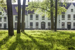 Brugge Gallery: Begijnhof in the old town of Bruges, West Flanders, Belgium