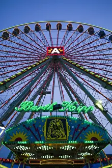 Belgium, Antwerp, Steenplein, Antwerp ferris wheel, dusk