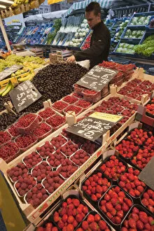 Belgium, Brugge, Market Place, Fruit and Vegetable Market