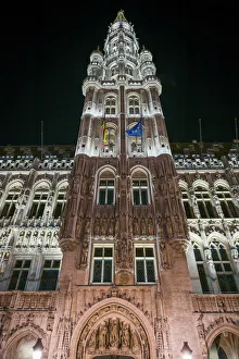 Grand Place Prints: Belgium, Brussels, Grand Place, Hotel de ville, evening illumination