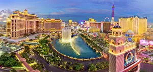 Eiffel Tower Prints: Bellagio Fountain View, illuminated