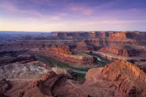 Bend of Colorado river at sunrise at Dead Horse Point, Dead Horse Point State Park, Utah