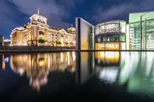Landmarks Prints: Berlin Mitte district, Parlament district with Reichstag and Paul Lobe Haus, Mitte