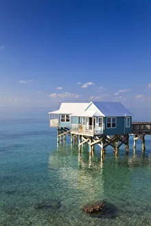 Images Dated 16th April 2019: Bermuda, Sandys Parish, Beach bungalows