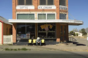 Deserted Collection: Bernanillo, New Mexico, USA MR
