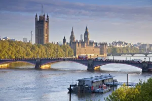 Big Ben, Houses of Parliament and River Thames, London, England