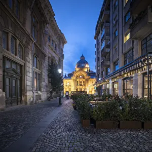 Images Dated 18th December 2019: Biserica Zlatari Orthodox Church at Night, Bucharest, Romania