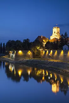 Images Dated 15th October 2013: Bishops Palace at dusk, Gyor, Western Transdanubia, Hungary