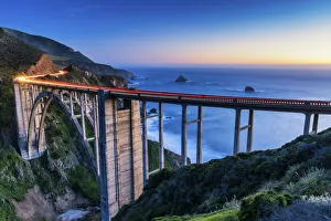 Images Dated 1st April 2017: Bixby Bridge at Twilight, Big Sur, California, USA