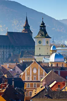 Images Dated 25th May 2012: The Black Church & Clock Tower, Piata Sfatului, Brasov, Transylvania, Romania