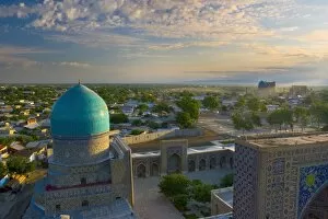 Samarkand Gallery: The blue domes of The Registan, Samarkand, Uzbekistan