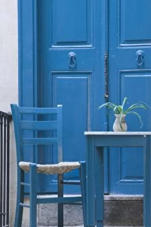 Images Dated 2nd June 2006: Blue Door, Venetian Quarter, Hania, Hania Province, Crete, Greece